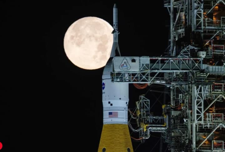 NASA відкладає політ астронавтів на Місяць до березня через витік палива