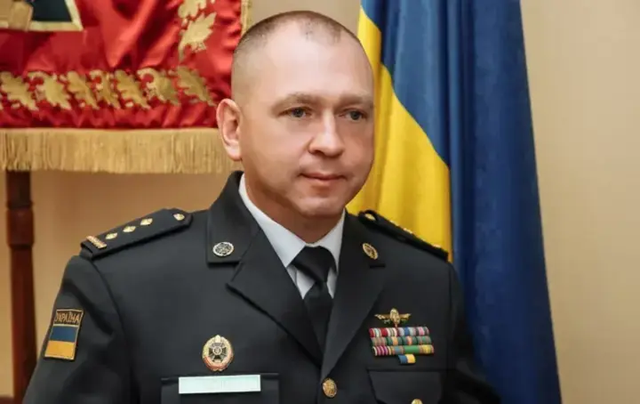 Экс-главу ГПСУ, подозреваемого в контрабанде, уволили с военной службы