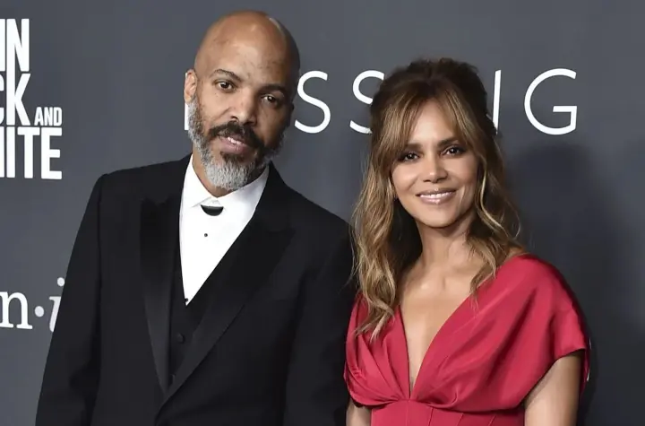 Холли Берри объявила о помолвке с музыкантом Ваном Хантом после почти шести лет отношений