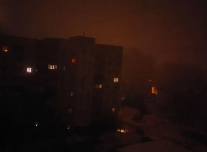 У російському бєлгороді зникло світло після ударів по ТЕЦ та підстанції: у місті блекаут