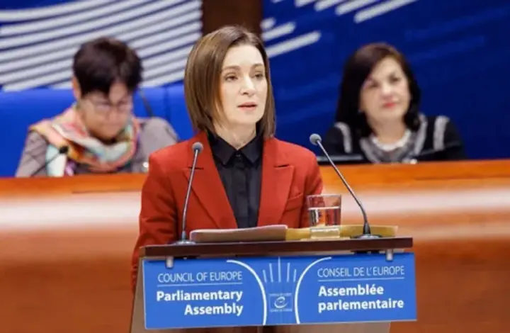 Санду: Россия ведет когнитивную войну против Молдовы и пугает "украинским сценарием"