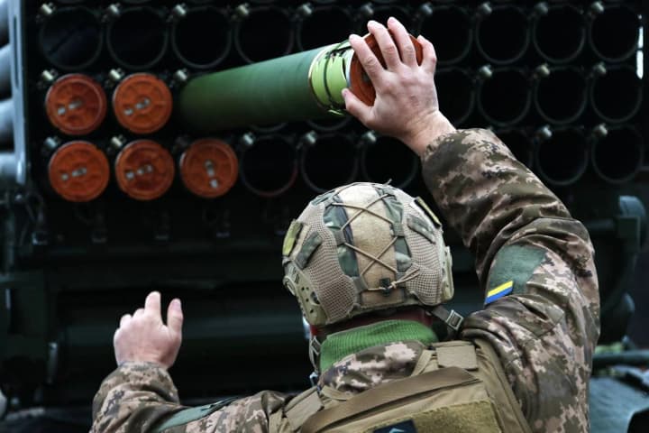 Кількість боїв на фронті за добу зросла - карта від Генштабу за напрямками