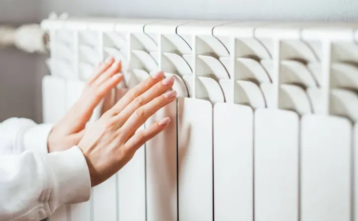 В столице за сутки возобновили отопление в 1100 многоэтажках