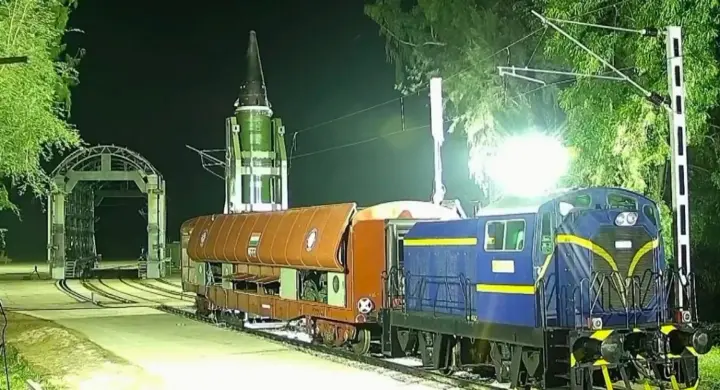 Індія успішно випробувала балістичну ракету Agni-P на залізничній платформі схожу на "Орєшнік"