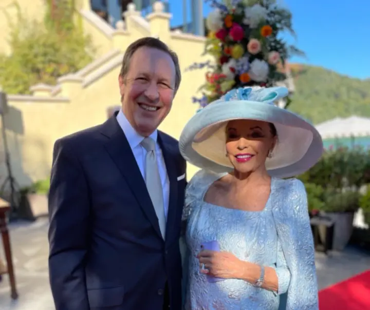Alexis from "Dynasty" touchingly congratulated her 32-year-younger beloved on their wedding anniversary