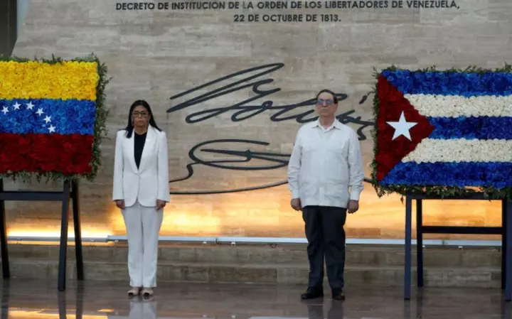 Cuban advisors and doctors are leaving Venezuela en masse amid US diplomatic pressure