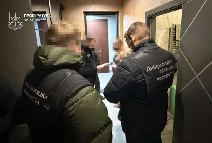 В Днепре мошенники зарабатывали на обмане граждан ЕС с криптой через колл-центры, у них нашли элитные авто и миллионы в валюте - Генпрокурор