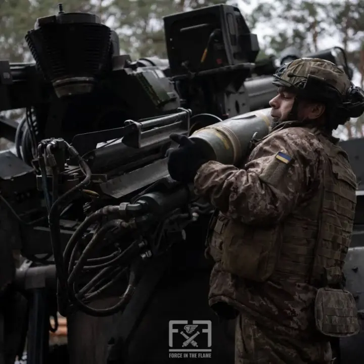 На фронті вже зафіксовано 50 атак, ворог активно діє на трьох напрямках - Генштаб