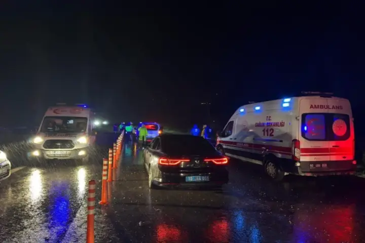 Турецкий F-16 разбился во время тренировки, пилот погиб - СМИ