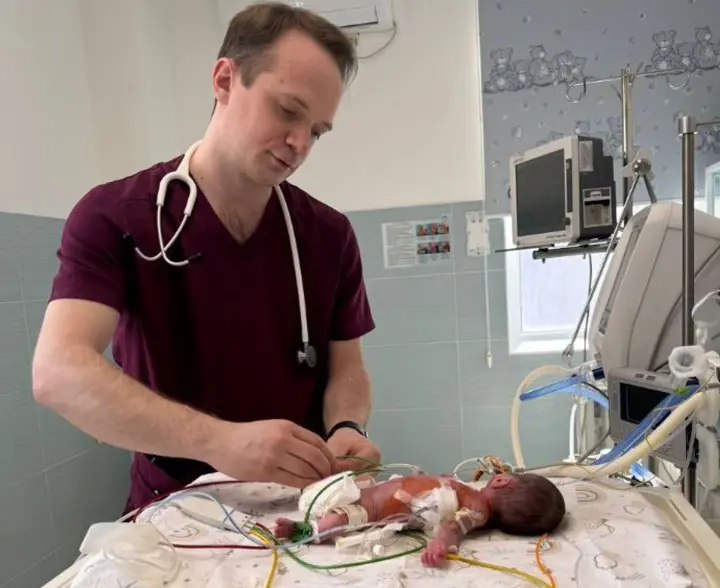 Kyiv Cardiology Center saves prematurely born girl weighing 960 grams