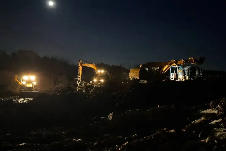 Часть Львова без воды из-за самовольных работ частной техники, на месте проводят следственные действия - мэр