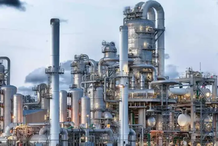 Катар зупинив виробництво скрапленого газу, відновлення займе тижні - Reuters