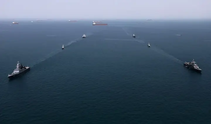 Командувач ВМС КВІР висунув ультиматум Трампу та заборонив наближатися до іранських берегів