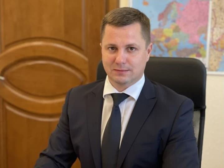 Yanukovych's team is trying to strengthen its influence on customs by promoting Suvorov to the post of head of the State Customs Service