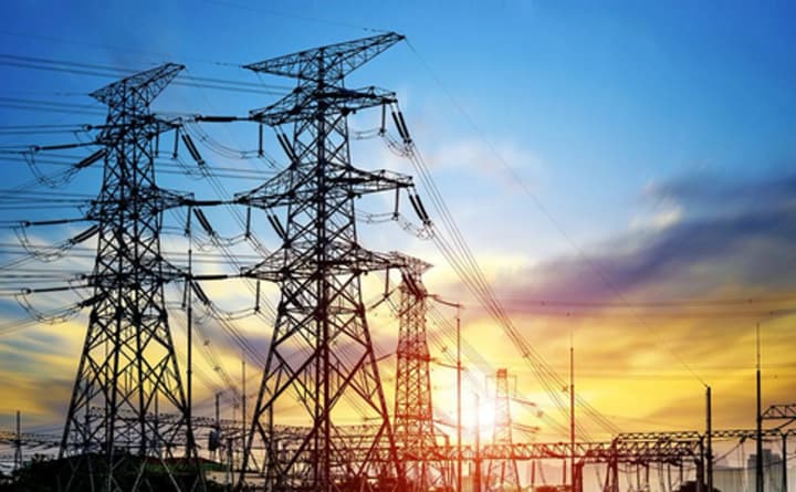 Украина возобновила экспорт электроэнергии в Европу: эксперт объяснил, почему это не противоречит графикам отключений