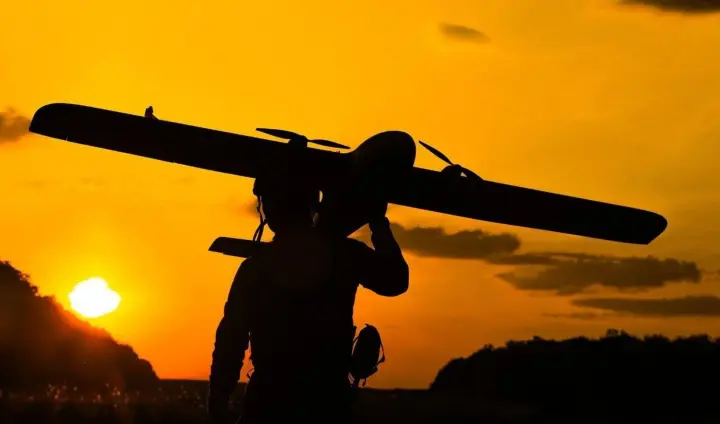 ВМС подтвердили поражение трех российских "Панцирей" с десантным катером и базы дронов "Орион" в Крыму - показали видео