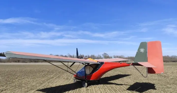 Українець втік до Румунії на невеликому літаку - йому загрожують одразу дві кримінальні справи