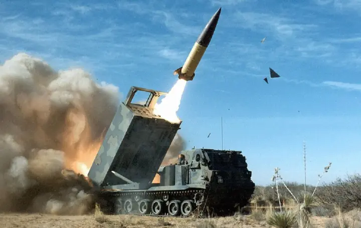 Україна розробляє дешевий аналог ATACMS з дальністю до 800 км: що відомо про ракету