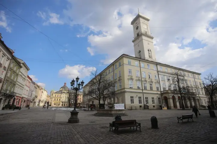 СБУ прийшла з обшуками у Львівську міськраду - що відомо