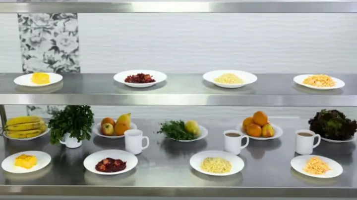 Безплатне харчування в школах - Лісовий озвучив деталі мільярдної реформи