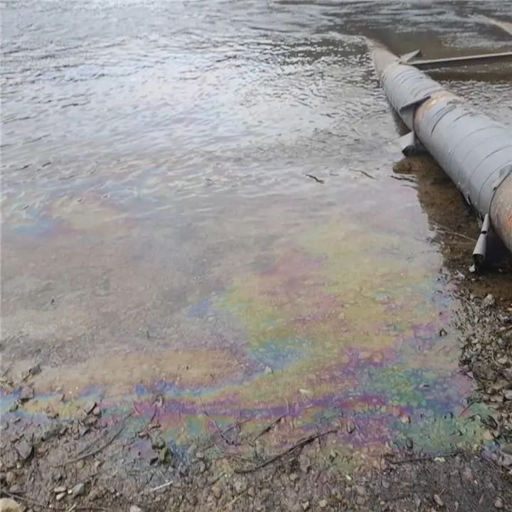 Russian attack caused transboundary pollution of the Dniester, oil slicks found, Ukraine informed Moldova
