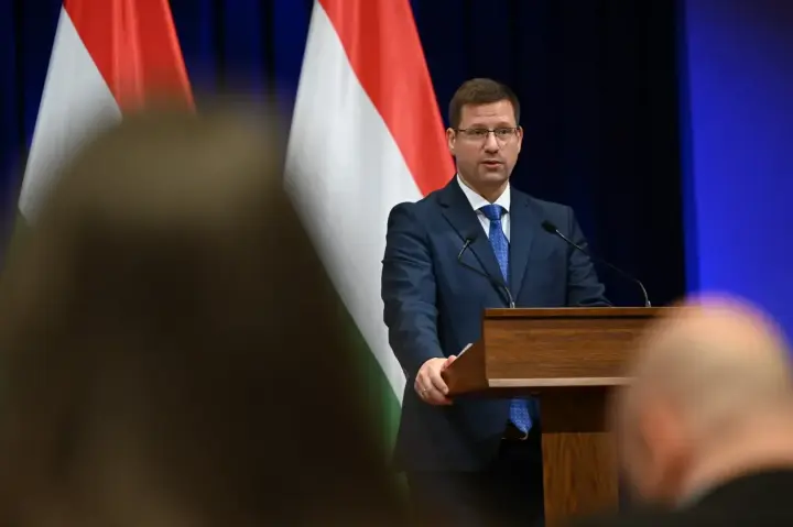 Будапешт назвав умову повернення затриманих з українськими інкасаторами грошей