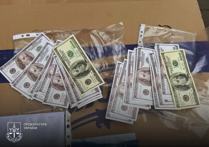 Негайна мобілізація або 4 тис. доларів за "вирішення питань": на Буковині затримано посадовця ТЦК