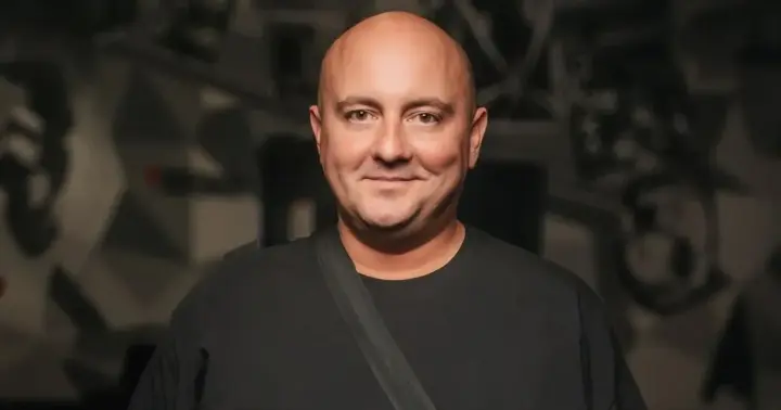 Юрій Ткач зізнався, як алкоголь ледь не зруйнував його шлюб із дружиною