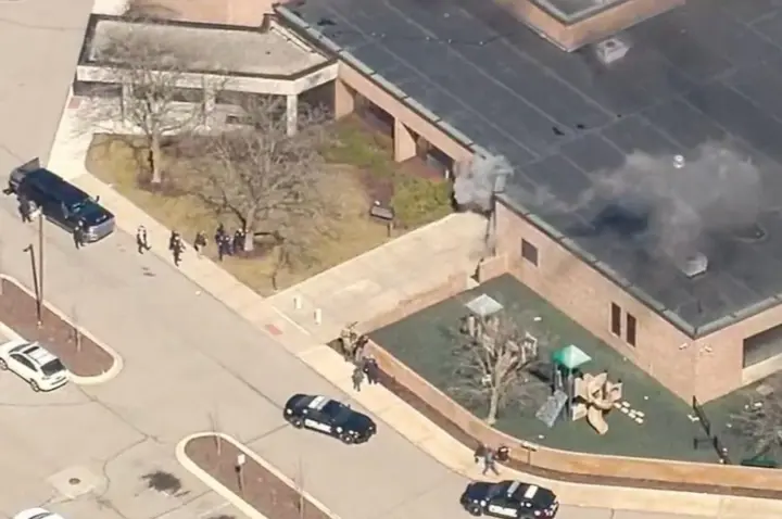 У США сталась стрілянина біля синагоги – CNN