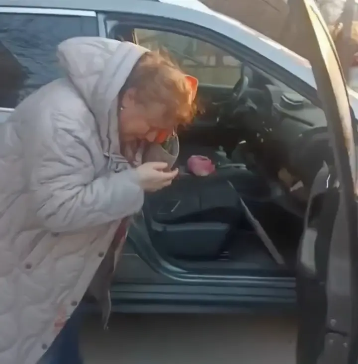 In Dnipro, unknown assailants in balaclavas beat a judge and tried to abduct her