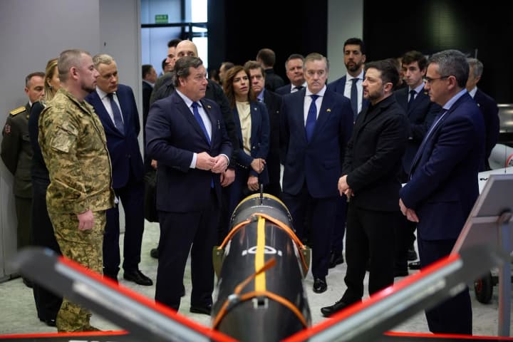 Украина договорилась о новом сотрудничестве в ракетной отрасли и ПВО - подписали четыре документа в Испании