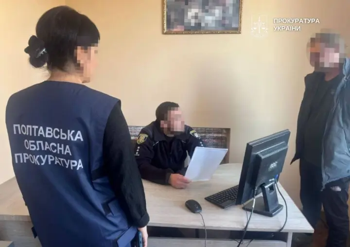 На Полтавщине отец нанес 10-летнему сыну тяжкие телесные повреждения из-за того, что тот без разрешения съел конфеты