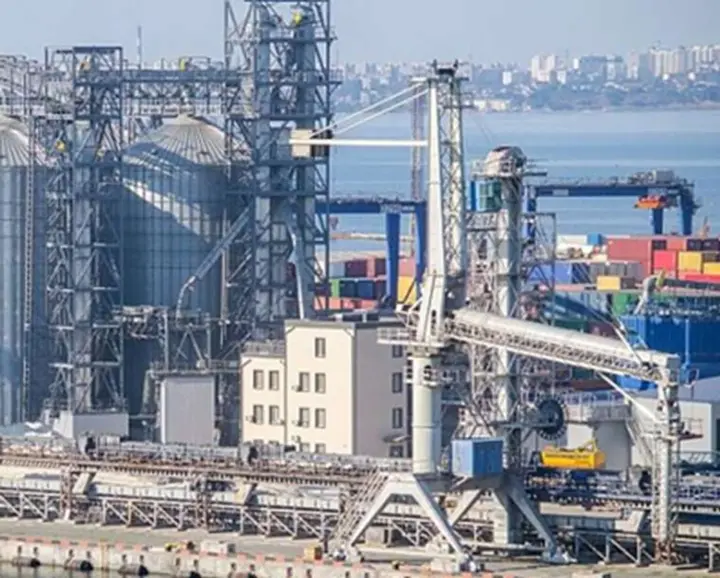 Saudi Arabian port of Yanbu resumes oil loading - Reuters