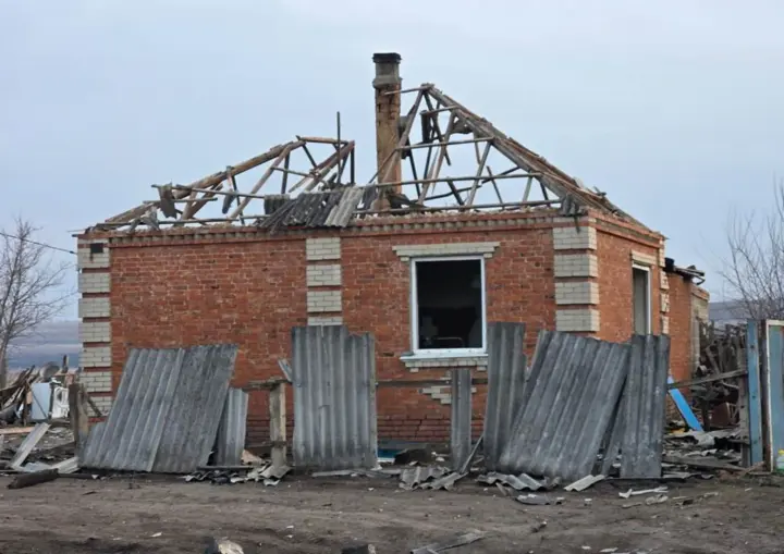 The enemy attacked a village in Donetsk region - a woman died, 4 wounded, including a teenager