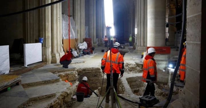 У Нідерландах під підлогою церкви знайшли ймовірні останки д'Артаньяна з "Трьох мушкетерів" 