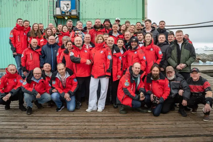 A new Ukrainian expedition has begun its work at the Akademik Vernadsky station