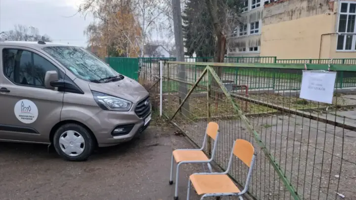 Уряд Орбана звинувачують у масовому залякуванні виборців, а також підкупі грошима та наркотиками - ЗМІ