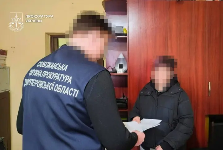 В Днепре из-за нападения собаки 13-летней девочке ампутировали ногу, владелице животного сообщили о подозрении