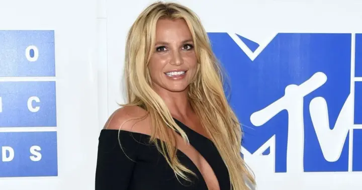 Britney Spears accuses ex-bodyguard of iCloud hack - new high-profile scandal