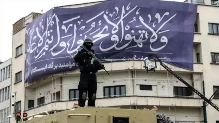 Iran mobilizes 12-year-olds for patrols and checkpoints - Media