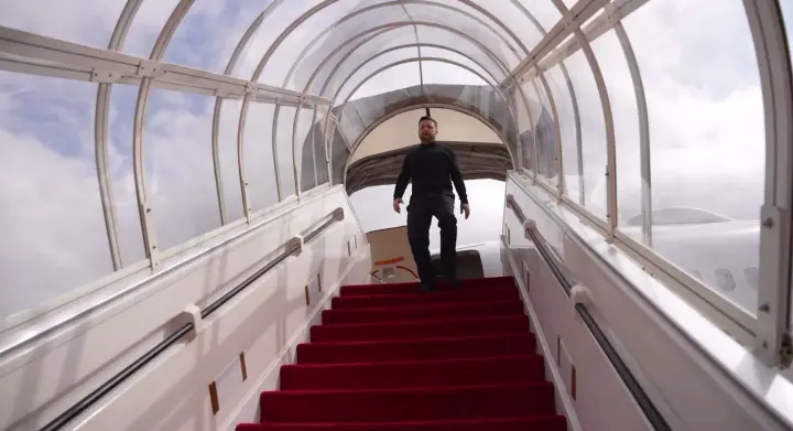 Zelenskyy arrives in Jordan and announces important meetings