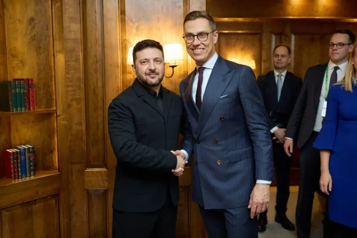Зеленский и президент Финляндии Стубб обсудили работу на американском направлении и инцидент с дронами