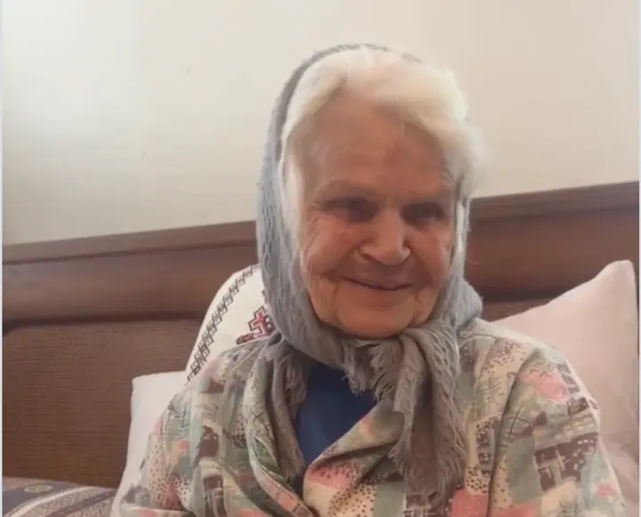 Ольга Фреймут показала кадри з дня народження своєї 91-річної бабусі