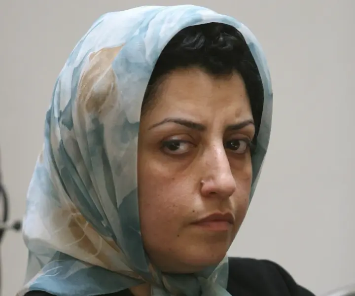 Nobel laureate Narges Mohammadi suffered a heart attack in an Iranian prison - Media
