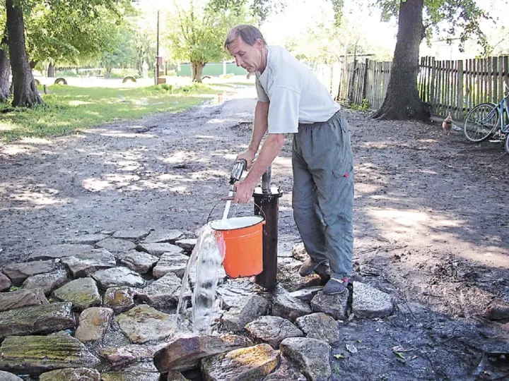 ЦПД: оккупанты в Донецкой области планируют подавать в дома шахтную воду вместо питьевой