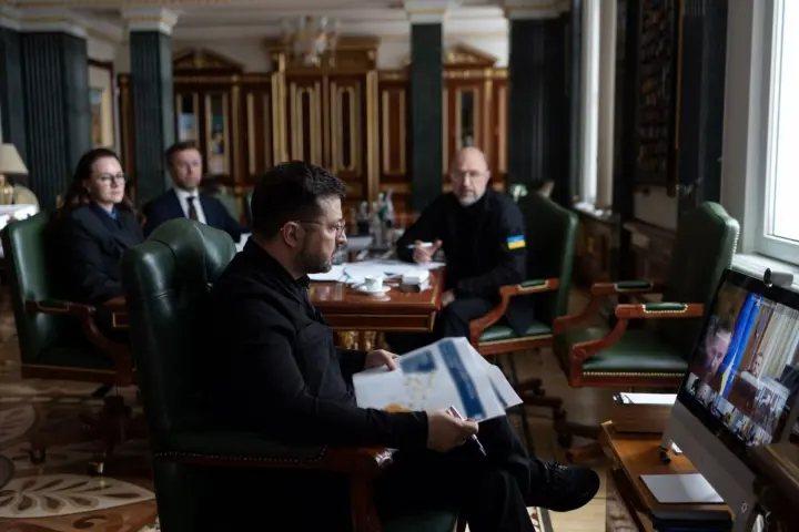 Зеленский провел энергетический селектор с регионами и поручил уже готовить страну к следующей зиме