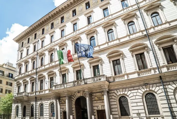 Штаб італійських миротворців у Лівані потрапив під ракетний удар