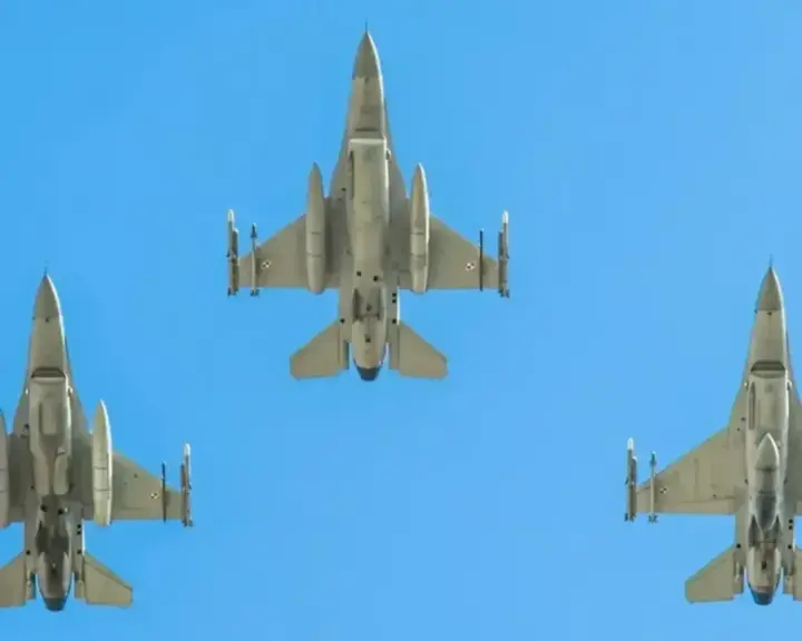 Poland scrambled fighter jets due to a massive Russian attack on Ukraine