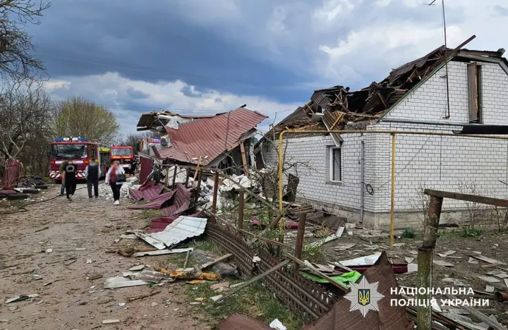 Наслідки масованої атаки рф на Київщину та Житомирщину - двоє загиблих та 15 постраждалих