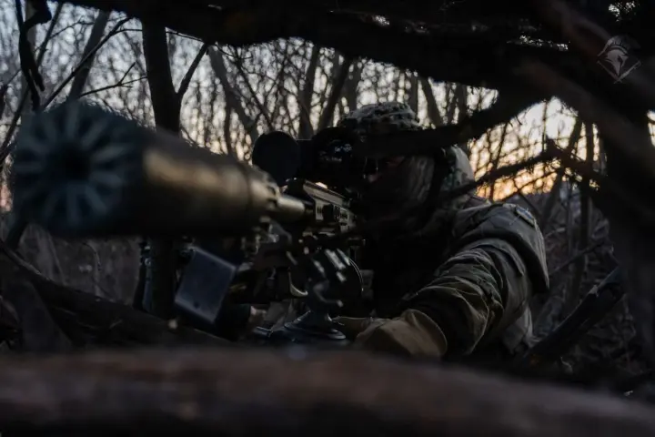 На фронті зафіксували понад 120 боїв, ворог запустив 5,9 тис. дронів - Генштаб